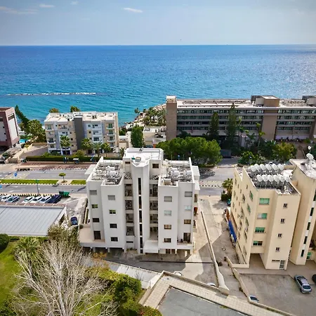 Aphrodite Appartement *