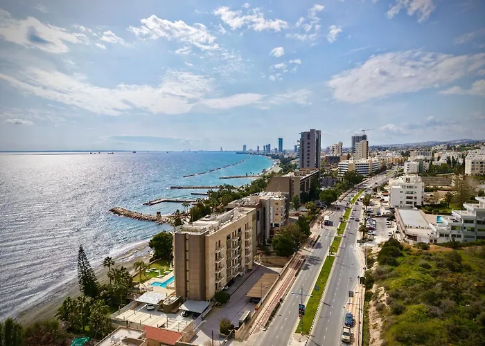 Aphrodite Apartment *